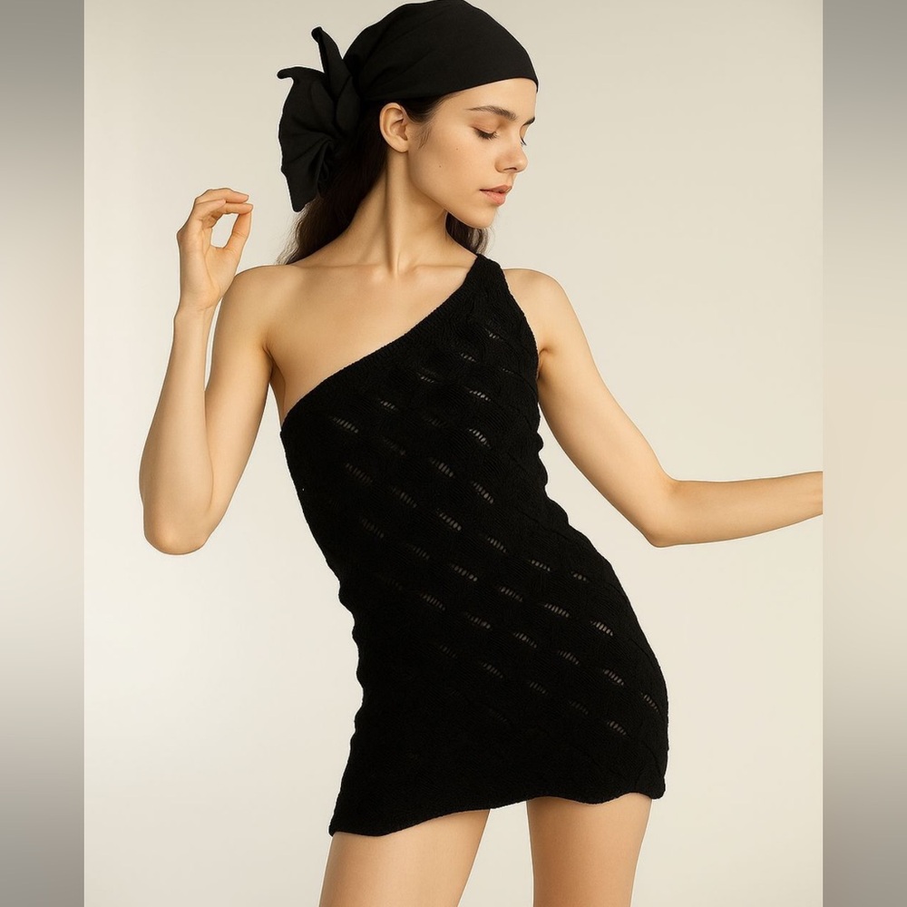NWT Tach $220 BLACK One-Shoulder Scarlettt Crochet Mini Dress size Medium